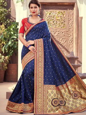 Тёмно-синее и красное жаккардовое и шёлковое индийское сари, украшенное вышивкой