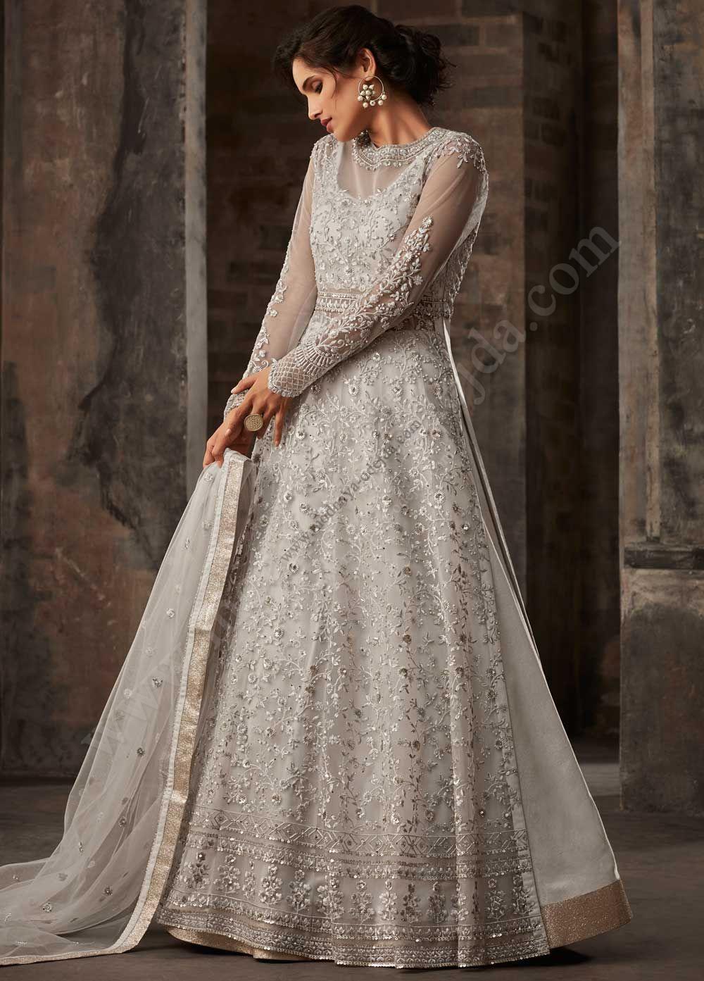 Серебристое Платье С Рукавами фото 13