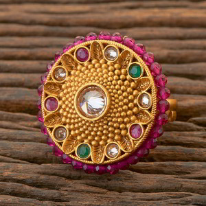 Золотое латунное женское индийское кольцо с перламутровыми бусинками
