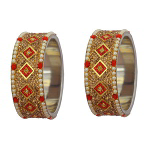 Бордовый и золотой индийский браслет из латуни со стразами, перламутровыми бусинками