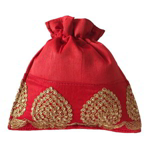 Бордовая и красная хлопко-шёлковая сумочка-мешочек, украшенная вышивкой с пайетками