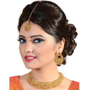 Золотые индийское украшение на шею со стразами