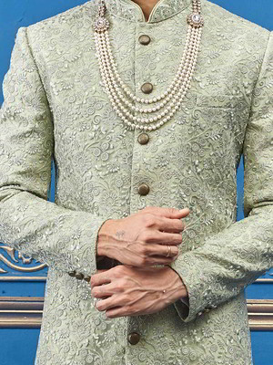 Фисташковый шёлковый индийский свадебный мужской костюм