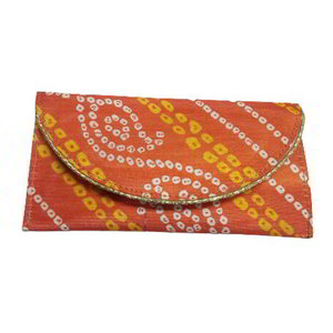 Оранжевая хлопковая женская сумочка-клатч, украшенная печатным рисунком