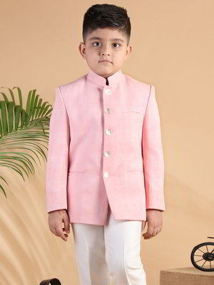 Розовый костюм для мальчика
