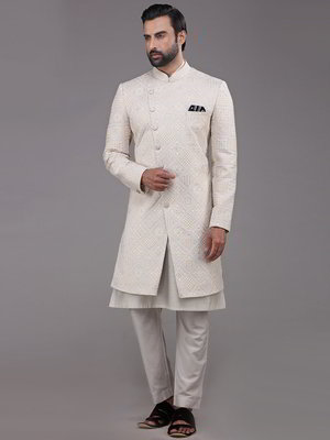 Кремовый шёлковый индийский мужской костюм