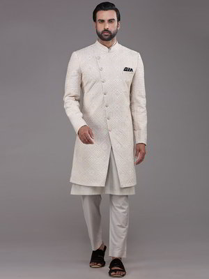 Кремовый шёлковый индийский мужской костюм