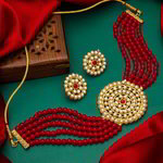 *Бордовое, золотое и красное индийское украшение на шею с перламутровыми бусинками